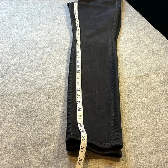 Paradise Mine, High Rise Skinny  PM 02. Size 30. - Picture 3 of 9